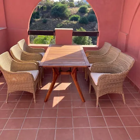 Stylish Comfortable Spacious Penthouse With Sea And Pool View Apartment Marbella