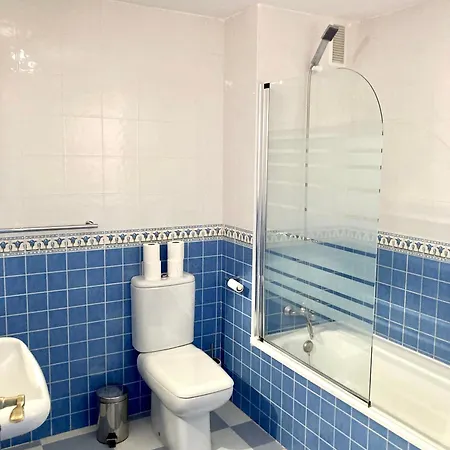 アパート Stylish Comfortable Spacious Penthouse With Sea And Pool View マルベーリャ