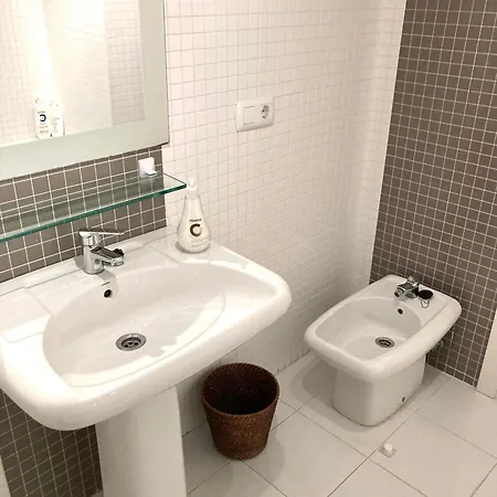 アパート Stylish Comfortable Spacious Penthouse With Sea And Pool View マルベーリャ